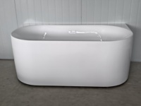 Baignoire carrée autoportante en acrylique moderne et contemporaine pour intérieur/extérieur, baignoire d'angle pour immersion