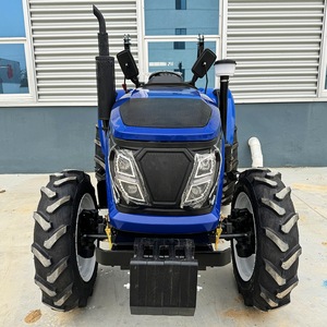 Tracteur robuste à quatre roues motrices, 45 CV avec ripper pour sols difficiles et préparation du terrain, attelage avant, pneus creux - Product Image 1