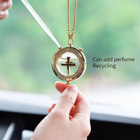 Diffuseur de parfum de luxe pour voiture, pendentif décoratif à suspendre au rétroviseur, diffuseur de parfum automobile, breloque parfumée, désodorisant d'air