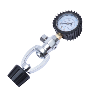 Manómetro de prueba de presión para tanques de buceo para BCDs de backplate, sidemount y jacket – Conexión Yoke 11487 - Product Image 1