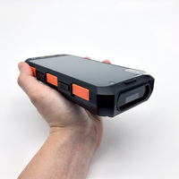 Terminal de données industriel Android 13 avec écran de 5,5 pouces, lecteur de codes-barres, lecteur RFID UHF, scanner portable pour la gestion des stocks