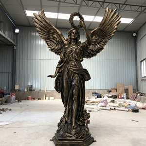 Bellissima Statua di Ragazza di Grandi Dimensioni, Decorazione da Giardino, Lampada in Metallo Antico Stile Rame - Product Image 5