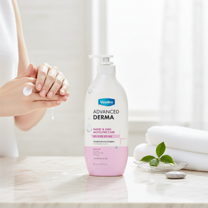 Pour Vaseline Derma Hand & Nail Care Lotion 500ml Crème pour une hydratation efficace des mains et des ongles - Product Image 3