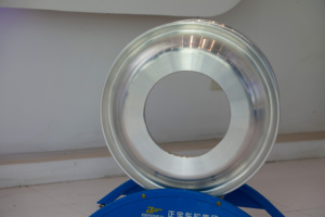 ล้อรถบรรทุกอลูมิเนียม11r24ขอบ5รูขอบ22.5 10รูล้อรถบรรทุกอลูมิเนียม - Product Image 4