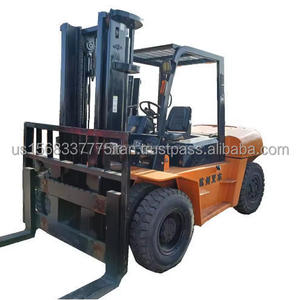 Equipo Industrial Usado, Montacargas Hangzhou de 5 Toneladas con Motor Diésel, Disponible en Stock - Product Image 1