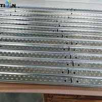 Composants de grille de plafond 2X2 Tuiles de grille de plafond suspendu en PVC Barre en T à Guangzhou