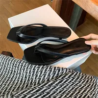 Chaussures plates confortables et décontractées pour femmes, à talons bas et fins, pour l'été, avec bout carré, dessus en PU, semelle extérieure en caoutchouc, pour le quotidien et les soirées
