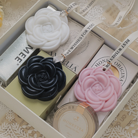 Tablette de cire parfumée à la camélia, sachet d'aromathérapie suspendu pour placard, voiture, décoration intérieure, pendentif parfumé, cadeau