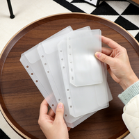 A4/A5/A6/A7 Mehrstilige Transparente Weiche PVC-Taschen A5 A6 Geldumschläge 6-Ring-Ordner Fotohüllen Nachfüllbares Aufbewahrungsbuch