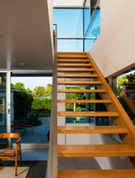 Luxuriöse Freischwebende Gerade Treppe mit Eichenholzstufen Zeitgenössisches Metall-Treppendesign