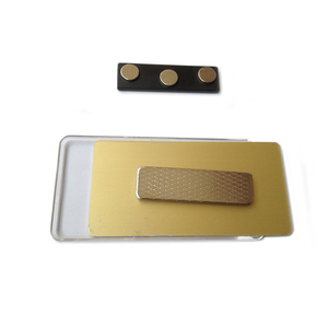 Badge <span class=keywords><strong>magnétique</strong></span> réutilisable en plastique <span class=keywords><strong>transparent</strong></span> avec aimant puissant - Product Image 4
