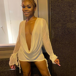 Completo Sexy King Mcgreen Star per Signore, Minigonna con Scollo Profondo a V, Maniche Lunghe, Schiena Scoperta in Rete, Set Due Pezzi alla Moda per Nightclub - Product Image 1