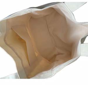 Sac fourre-tout en toile de coton épais de 16 oz, blanc, grande capacité, personnalisable avec logo imprimé, idéal pour les cadeaux et le shopping - Product Image 2