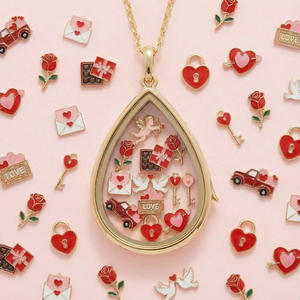 Collar con Colgante de Caja de Fotos Transparente Personalizada, Ajustable, con Dijes de Oro de 18k, Colección de San Valentín - Product Image 2