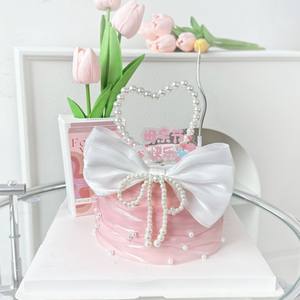 Decoración para Pastel del Día de la Madre, Adorno de Pastel de Plástico con la Frase 'Mamá, Te Quiero', Borde de Seda y Perlas - Product Image 2