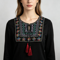 Collier fantaisie brodé multi-motifs floraux tribaux en gros, patch à coudre avec pompons pour la décoration DIY des vêtements