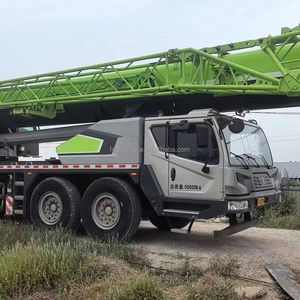 Grue sur camion Zoomlion de 220 tonnes d'occasion en excellent état - Product Image 1