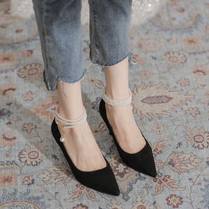 Bottes d'hiver pour femmes doublées de polaire à talons hauts, chaudes, imperméables, pour fêtes et mariages, avec talon épais antidérapant et garniture en fourrure - Product Image 4