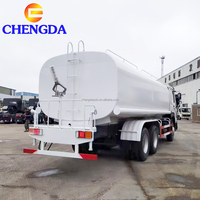 Segunda mano SINOTRUK HOWO 6X4 15000 20000 25000 Litro 10 ruedas Camión cisterna de agua en venta