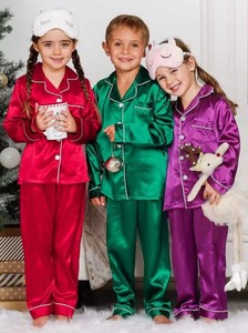 Pijamas Navideños de Satén para Toda la Familia, Pijamas Navideños de Satén para Niños, Conjuntos de Pijamas Familiares, Ropa de Dormir de Satén para Mujer - Product Image 2