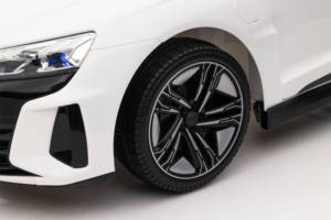 Voiture électrique pour enfants sous licence Audi RS <span class=keywords><strong>E</strong></span>-<span class=keywords><strong>tron</strong></span> <span class=keywords><strong>GT</strong></span>, voiture à batterie pour enfants, jouet électrique pour enfants - Product Image 3