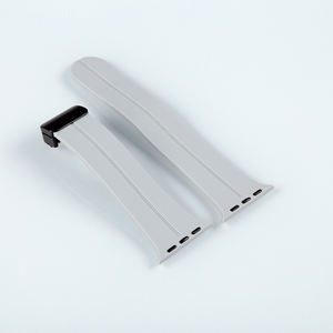 Bracelet de montre en silicone de couleur unie avec fermoir magnétique étanche pour <span class=keywords><strong>Apple</strong></span> <span class=keywords><strong>Watch</strong></span> 11 10 9 8 <span class=keywords><strong>SE2</strong></span> - Product Image 4