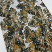 Nouveau Stock Tissu Velours Dentelle Française Broderie Lourde de Perles et Paillettes Écologique 100% Polyester Autocollant de Positionnement Très Vendu