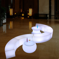 Tabouret d'hôtel lumineux créatif carré coloré pour intérieur et extérieur, ensemble de sièges décoratifs pour bar, populaire auprès des célébrités d'Internet