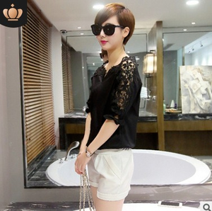 Großhandel Sommer New Style Plus Size Damen lose koreanische Version der hohlen Bluse Lace Bottom ing Shirt Damen Bluse - Product Image 2
