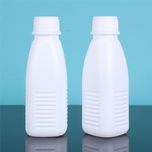 Botella de plástico para bebidas de 360 ml, libre de BPA, con tapa, para bebés y uso en campamentos. - Product Image 1