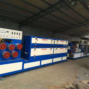 Machine extrudeuse de ruban adhésif plastique à commande manuelle pour ligne de production de transformation de produits plastiques - Product Image 1