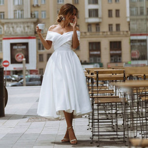 Nouvelle <span class=keywords><strong>robe</strong></span> <span class=keywords><strong>de</strong></span> mariée en satin, col dégagé, élégante, simple, épaules dénudées - Product Image 2