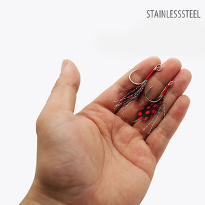 Anzuelos de Pesca Premium con Pluma de Asistencia, Anzuelos de Pesca con <span class=keywords><strong>Punta</strong></span> Afilada Reflectante y Seda Brillante - Product Image 4