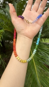 Vente en gros vacances d'été à la plage best-seller collier de perles arc-en-ciel en acier inoxydable bijoux faits main à la mode pour femmes - Product Image 5
