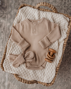 Fantastici vestiti per bambini Pat Pat per bambini all'ingrosso in cotone <span class=keywords><strong>biologico</strong></span> costine abbigliamento per bambini tinta unita body 2025 <span class=keywords><strong>Boutique</strong></span> - Product Image 5