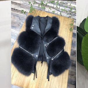 Vente en gros de gilet en fourrure de renard vintage pour femmes coupe ajustée imitation manteau d'hiver tissé traitement brut jeune mode couture assortie - Product Image 1