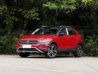 VW T-Roc Семейный внедорожник, 8 подушек безопасности, рейлинги на крыше, 17-дюймовые диски для дистрибьюторов