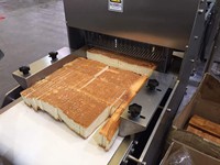 Machine à découper le pain et les gâteaux électrique 220v entièrement automatique grande capacité trancheuse de sacs carrés personnalisée continue nouvelle farine de blé