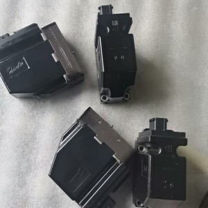 Module de commande électronique en fer PVED-CX 32 157B4960 pour filtre à huile diesel de machines de construction, certifié ISO pour la marque - Product Image 5