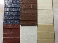 Venta al por mayor hermoso panel de pared exterior resistente al fuego materiales de construcción PU metal decorativo paneles sándwich