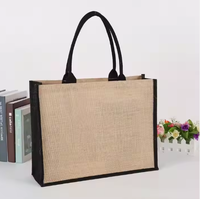 Sac en jute personnalisé en lin avec bouton, faible MOQ, idéal pour cadeaux de demoiselle d'honneur, faveurs de mariage et cadeaux de fête