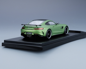 Modellino Auto <span class=keywords><strong>Mercedes</strong></span>-<span class=keywords><strong>Benz</strong></span> AMG-GTR 'Green Monster' in Lega di Alluminio 1/43, Assemblato e Personalizzato, Quasi Realistico, <span class=keywords><strong>Giocattolo</strong></span> in Metallo Pressofuso - Product Image 2