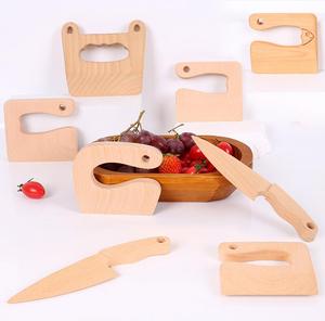 Cortador grabado para niños de <span class=keywords><strong>cocina</strong></span>, cuchillo de mantequilla de madera seguro personalizado, tabla de cortar de madera pequeña para niños pequeños, utensilio para niños, cuchillo Montessori - Product Image 3