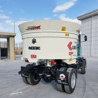 Camion malaxeur hydraulique 6000L à quatre roues motrices à bas prix avec grand réservoir d'eau pour la construction de maisons rurales