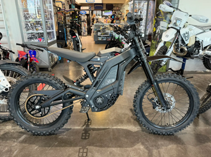 Motocicleta Eléctrica Todoterreno de Alto Rendimiento E Ride Pro SR, Motor de 25kW de Potencia Máxima, Estilo de Carreras de 70MPH, Motocicleta Enduro - Product Image 2