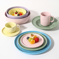 Assiettes en céramique aux couleurs macaron nordiques personnalisées, bols à riz, soupes, ramen, céréales, assiettes à steak pour restaurants, maisons, hôtels