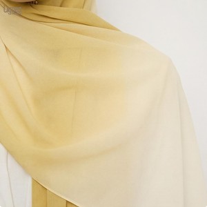 ヨーロッパの人気高級ムスリム女性用スカーフショールヒジャブ伸縮性プレミアムメラチリキッドジャージーヒジャブスカーフ - Product Image 4