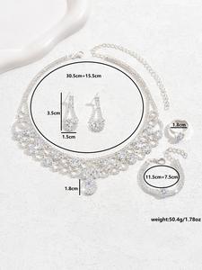 Collar Glamuroso con Borlas y Dijes, Cadena para Clavícula Premium que Combina con Todo para una Elegancia sin Esfuerzo - Product Image 6