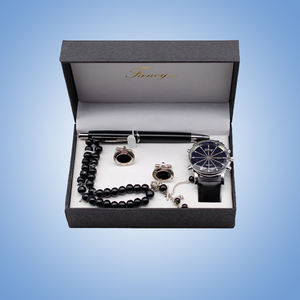 Regalo de <span class=keywords><strong>sustento</strong></span> de negocios Pulsera de reloj de cuarzo para novio y esposo Recuerdo del día de San Valentín Conjunto de Navidad - Product Image 2