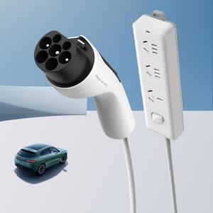Adaptateur V2L Type 2 AC 16A 220V Dé<span class=keywords><strong>chargeur</strong></span> <span class=keywords><strong>de</strong></span> voiture électrique avec prise Adaptateur <span class=keywords><strong>de</strong></span> <span class=keywords><strong>chargeur</strong></span> Type 2 <span class=keywords><strong>pour</strong></span> les voitures électriques standard européennes - Product Image 3
